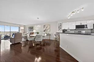 2215 Cypress Island Dr, Pompano Beach, FL 33069 - Photo 9