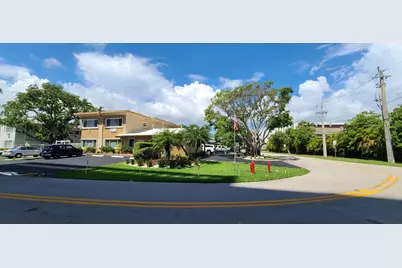 925 N Intracoastal Drive #2, Fort Lauderdale, FL 33304 - Photo 1