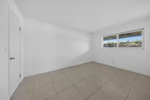 4331 NE 5th Ave, Oakland Park, FL 33334 - Photo 9