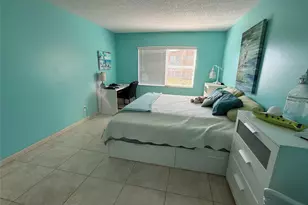 2761 N Pine Island Rd, Sunrise, FL 33322 - Photo 15