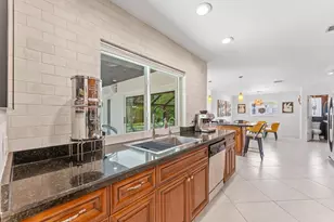 8264 Shadow Wood Blvd, Coral Springs, FL 33071 - Photo 17