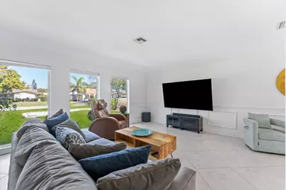 8264 Shadow Wood Boulevard, Coral Springs, FL 33071 - Photo 11