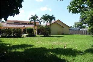 1721 NW 96th Ave, Plantation, FL 33322 - Photo 55