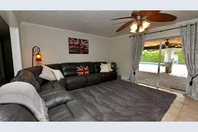 5191 SW 109th Avenue, Davie, FL 33328 - Photo 3