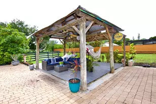 5191 SW 109th Ave, Davie, FL 33328 - Photo 11