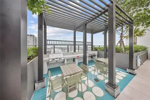 11 NE 6th St, Miami, FL 33132 - Photo 45