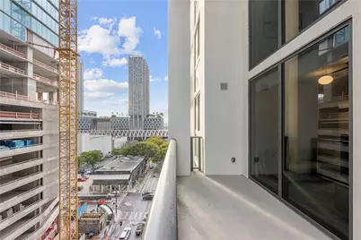 11 NE 6th Street #907, Miami, FL 33132 - Photo 3