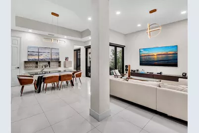 8411 NW 38th Street, Cooper City, FL 33024 - Photo 5