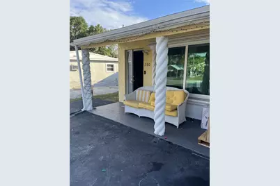 280 NE 23rd Street, Pompano Beach, FL 33060 - Photo 1