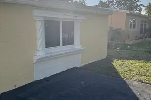 280 NE 23rd St, Pompano Beach, FL 33060 - Photo 11