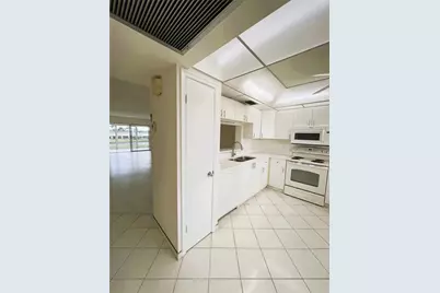 3303 Aruba Way #E-4, Coconut Creek, FL 33066 - Photo 5