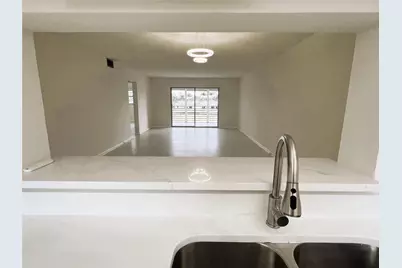 3303 Aruba Way #E-4, Pompano Beach, FL 33066 - Photo 15