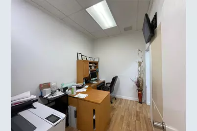 4700 W Prospect Road #103, Oakland Park, FL 33309 - Photo 9