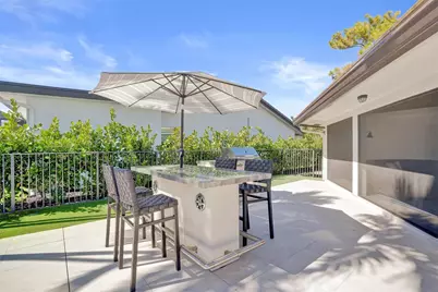 614 Lakewoode Circle W, Delray Beach, FL 33445 - Photo 37