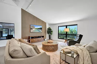 614 Lakewoode Circle W, Delray Beach, FL 33445 - Photo 5