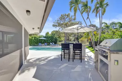 614 Lakewoode Circle W, Delray Beach, FL 33445 - Photo 27
