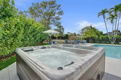 614 Lakewoode Circle W, Delray Beach, FL 33445 - Photo 25
