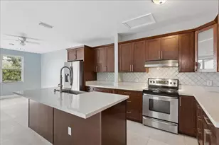 15895 NW 5th St, Pembroke Pines, FL 33028 - Photo 1