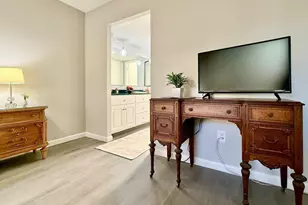 4401 NW 41st St, Lauderdale Lakes, FL 33319 - Photo 13