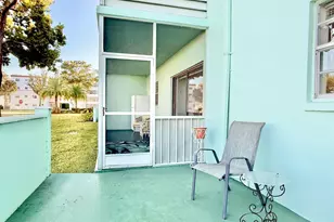 4401 NW 41st St, Lauderdale Lakes, FL 33319 - Photo 17