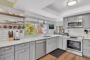 2200 NW 73rd Ave, Sunrise, FL 33313 - Photo 29