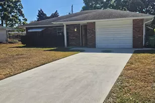 612 N Coconut Ave, Port Saint Lucie, FL 34952 - Photo 7