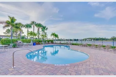 2086 Foxtail View Court, West Palm Beach, FL 33411 - Photo 9