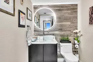 665 NE 25th St, Miami, FL 33137 - Photo 27