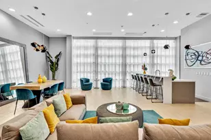 665 NE 25th St, Miami, FL 33137 - Photo 47