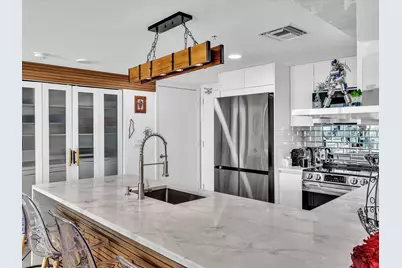 665 NE 25th Street #2403, Miami, FL 33137 - Photo 11