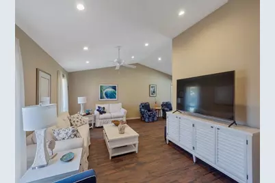 915 32nd Avenue, Vero Beach, FL 32960 - Photo 13