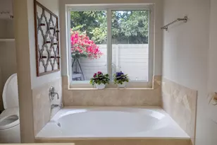 12555 SW 7th Pl, Davie, FL 33325 - Photo 17