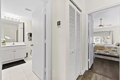 8135 Bellagio Lane, Boynton Beach, FL 33472 - Photo 19