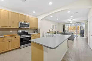 8135 Bellagio Ln, Boynton Beach, FL 33472 - Photo 9