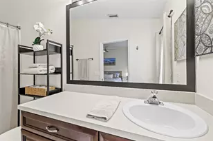 8135 Bellagio Ln, Boynton Beach, FL 33472 - Photo 17