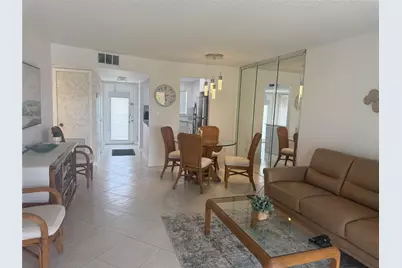 9400 Sunrise Lakes Boulevard #304, Sunrise, FL 33322 - Photo 7