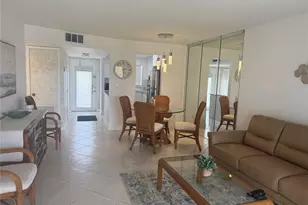 9400 Sunrise Lakes Blvd, Sunrise, FL 33322 - Photo 7