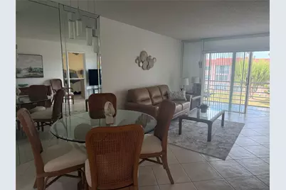 9400 Sunrise Lakes Boulevard #304, Sunrise, FL 33322 - Photo 9