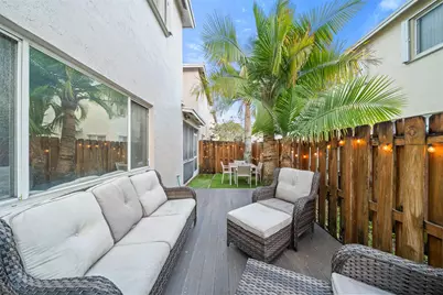 9548 N Vermosa Lane #426-4, Tamarac, FL 33321 - Photo 7