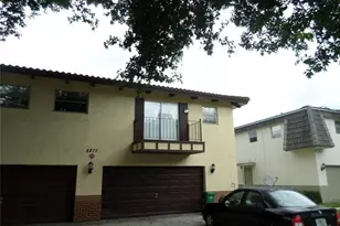 8877 NW 28th Dr, Coral Springs, FL 33065 - Photo 1