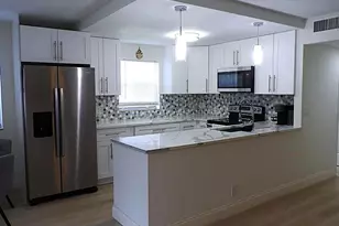 352 Brittany H, Delray Beach, FL 33446 - Photo 3