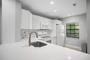 510 NW 103rd Terrace, Hollywood, FL 33026 - Photo 3