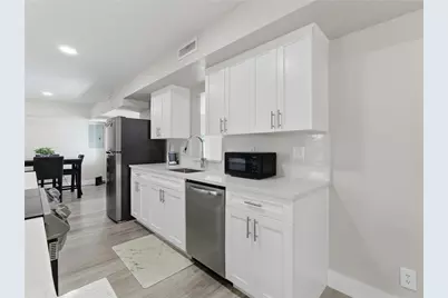 6309 Brookwood Boulevard, Tamarac, FL 33321 - Photo 7