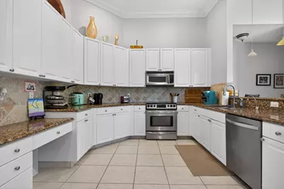 7057 NW 67th Terrace, Parkland, FL 33067 - Photo 11