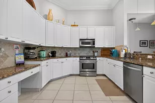 7057 NW 67th Terrace, Parkland, FL 33067 - Photo 11