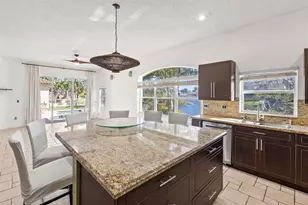 16364 NW 14th St, Pembroke Pines, FL 33028 - Photo 7