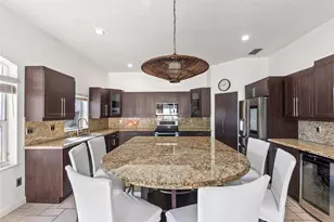 16364 NW 14th St, Pembroke Pines, FL 33028 - Photo 11