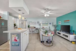 1354 N 12th Ct, Hollywood, FL 33019 - Photo 17