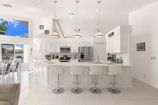 9938 N Springs Way, Coral Springs, FL 33076 - Photo 11