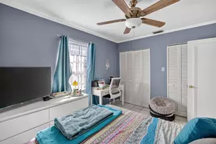 131 SW 7th Terrace, Hallandale Beach, FL 33009 - Photo 7